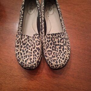 Clarks Leopard Print Flats